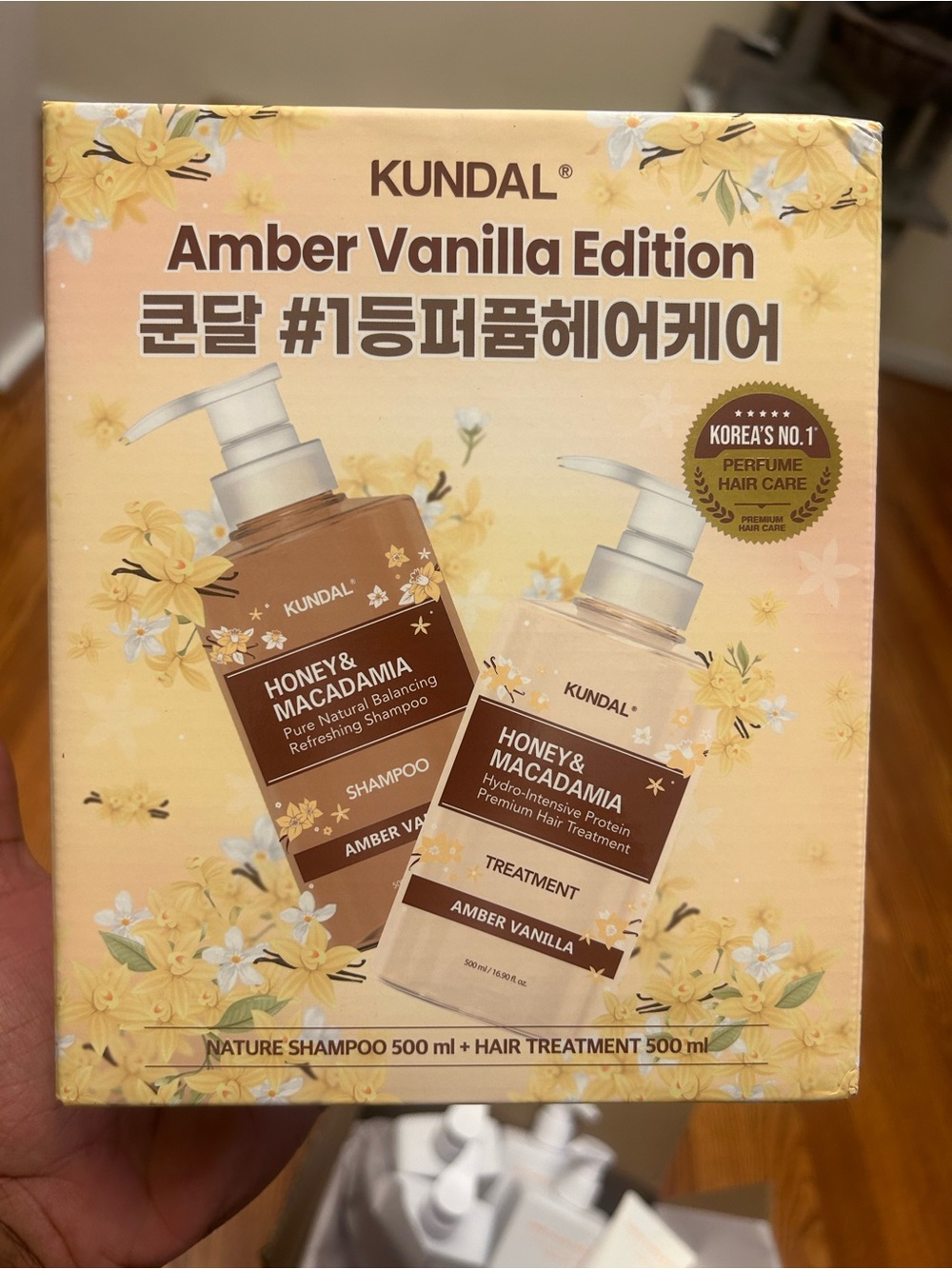 Amber Vanilla Honey & Macadamia Shampoo + Treatment (Amber Vanilla)
